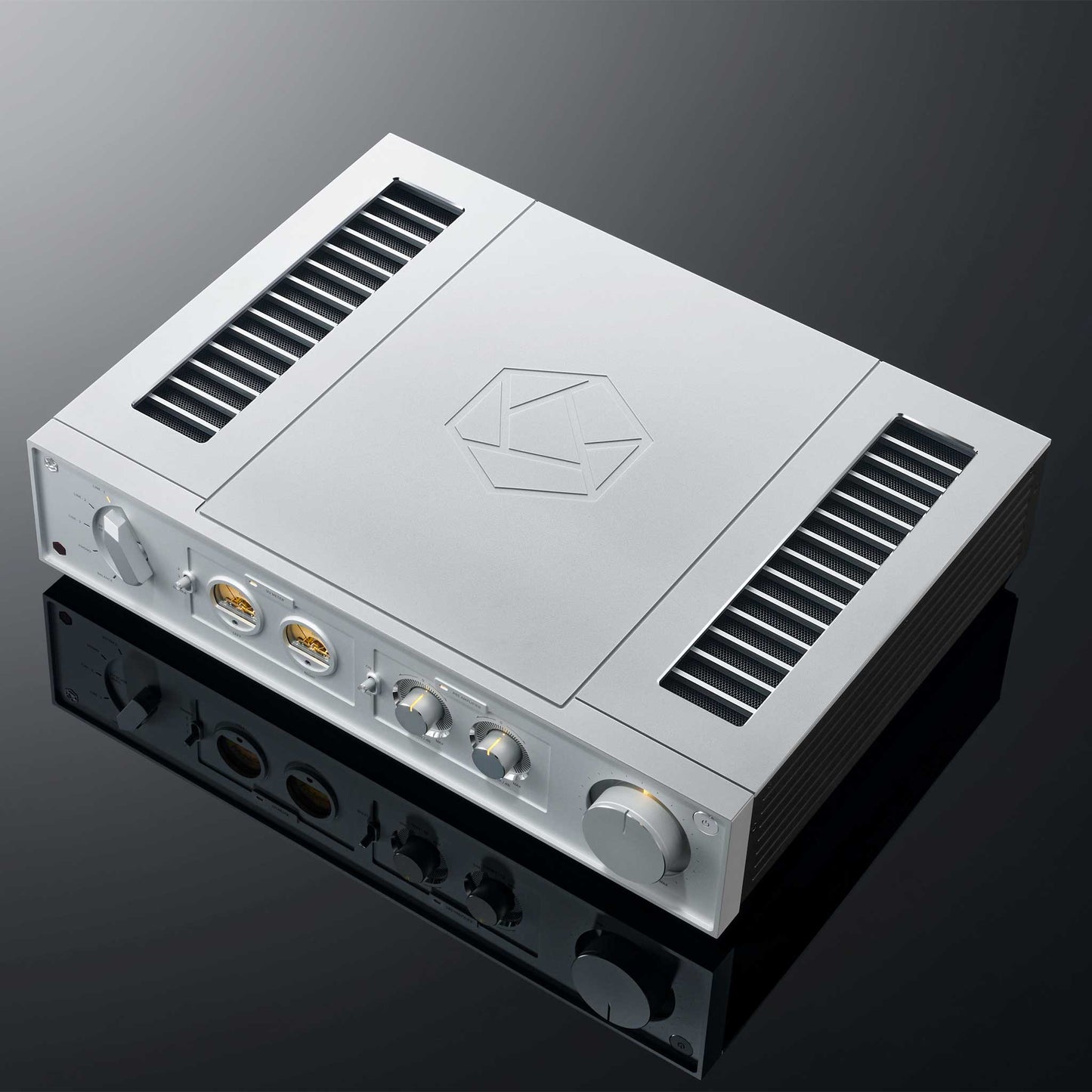 HiFi Rose RA280 Silver Top View