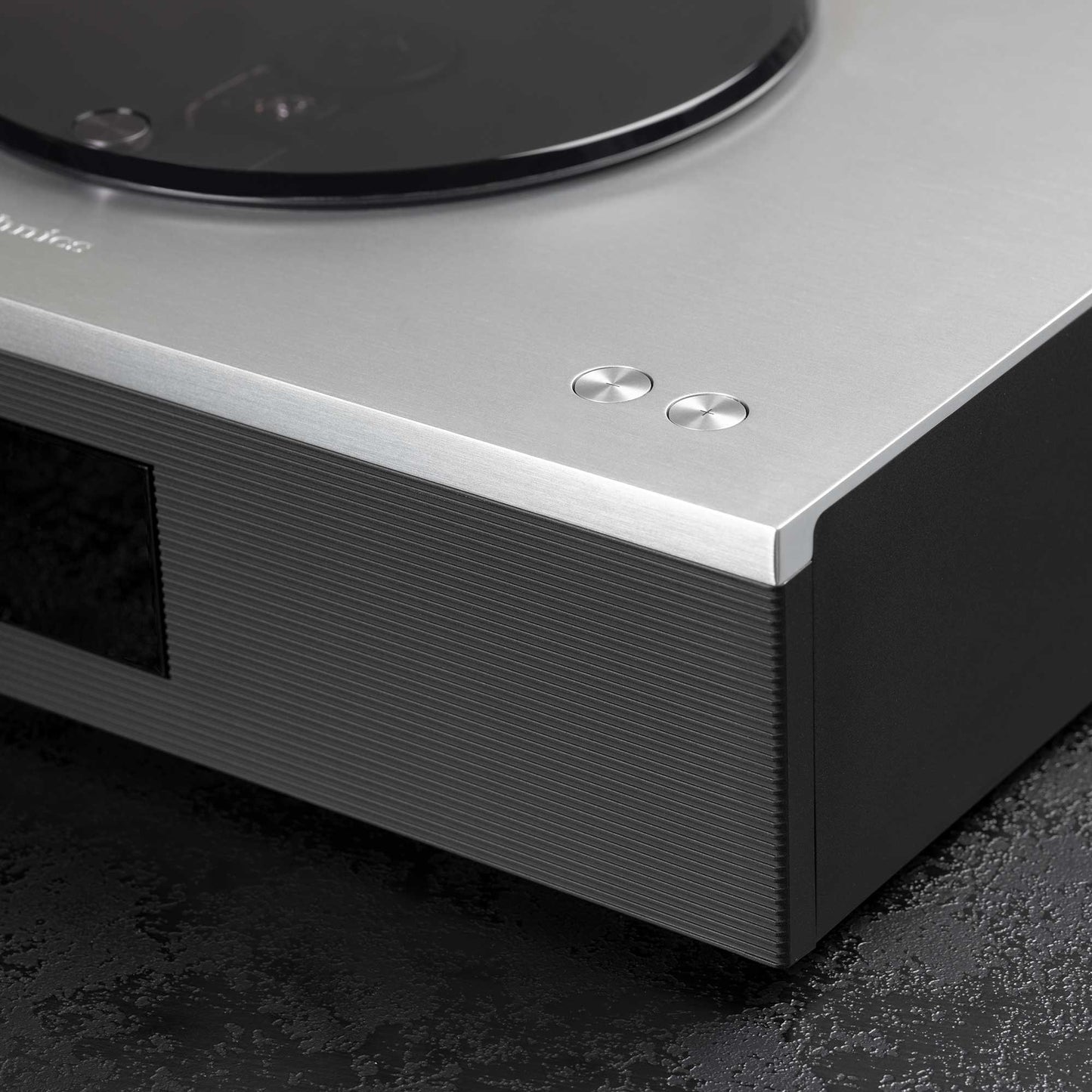 Technics SA-C600 Silver Front Detail