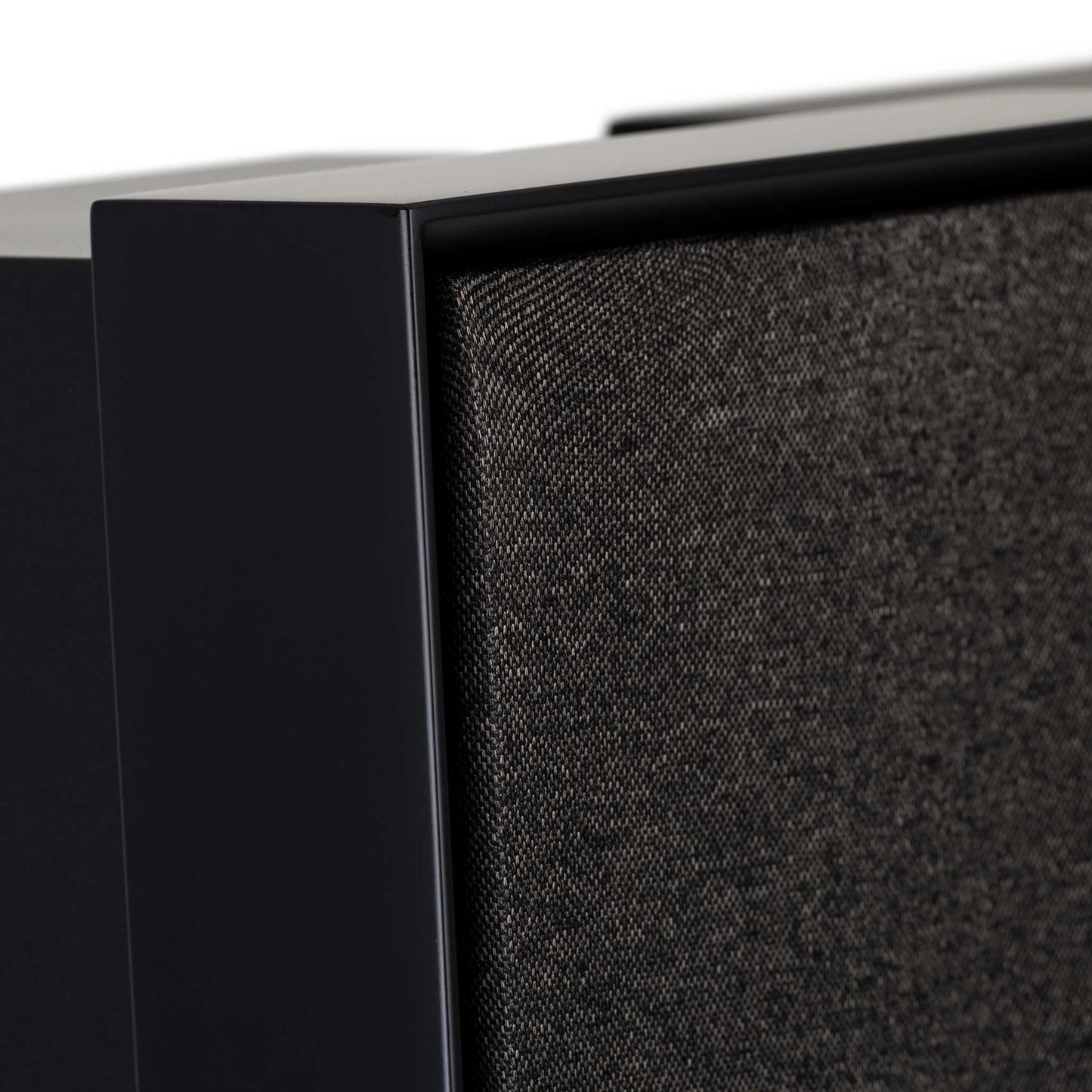 Ruark Audio Talisman-R Charcoal Front Detail