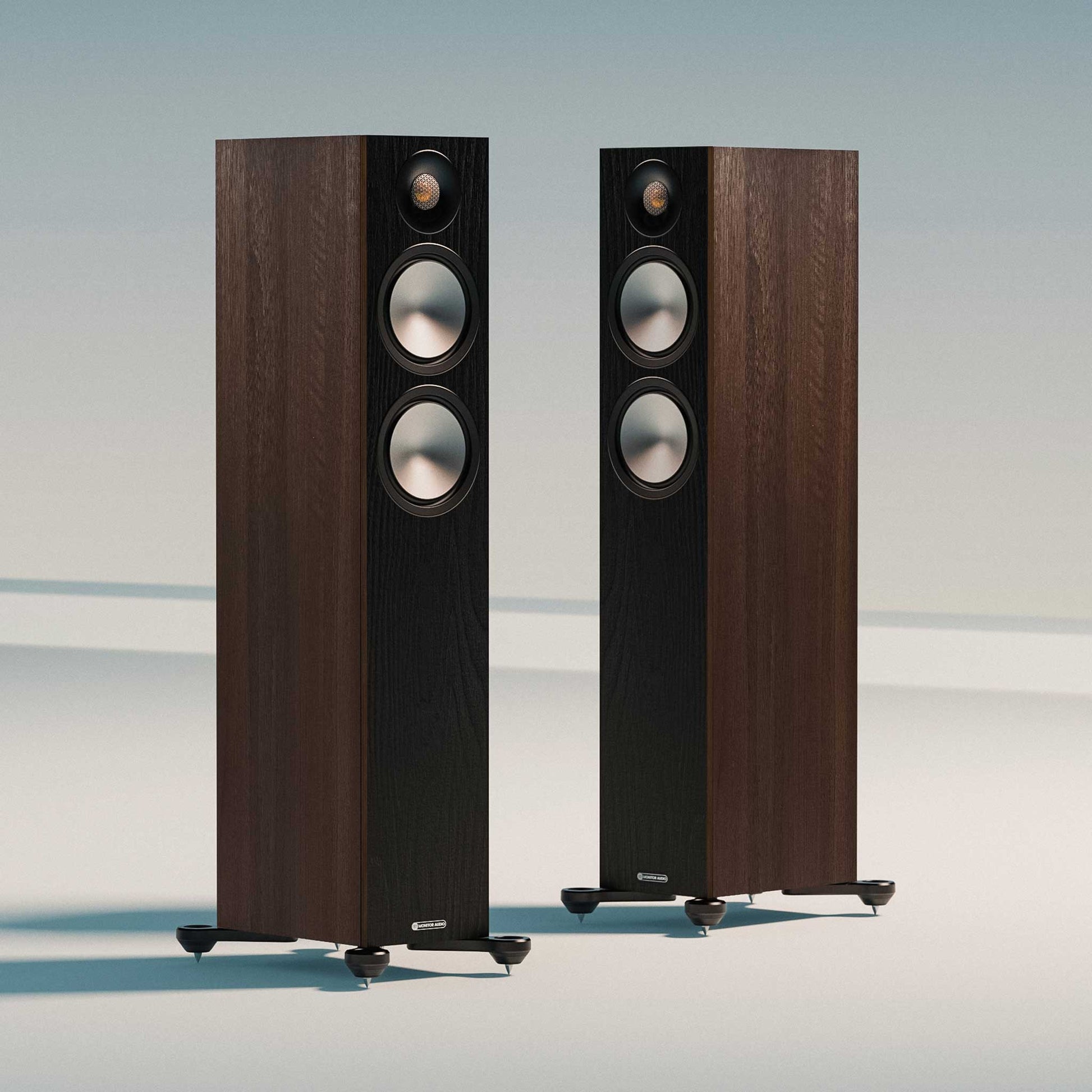 Monitor Audio Bronze 300 7G Walnut Detail