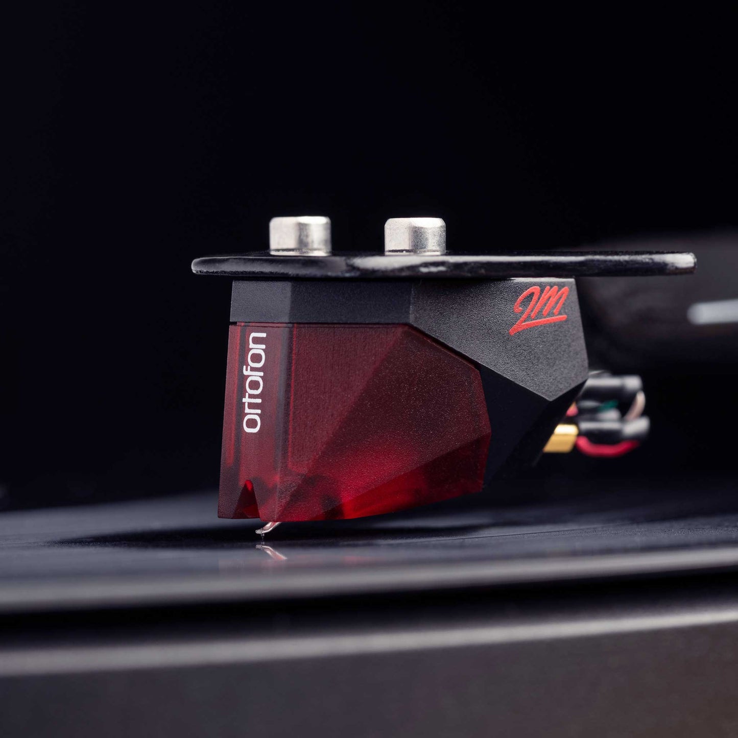 Pro-Ject Debut Carbon Evo Ortofon 2M Cartridge