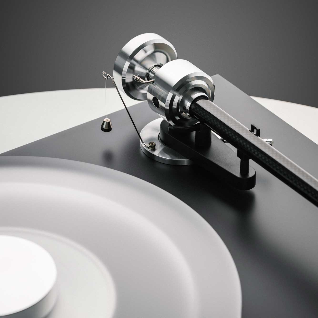 Pro-Ject Debut Reference 10 Audiophile Turntable Detail