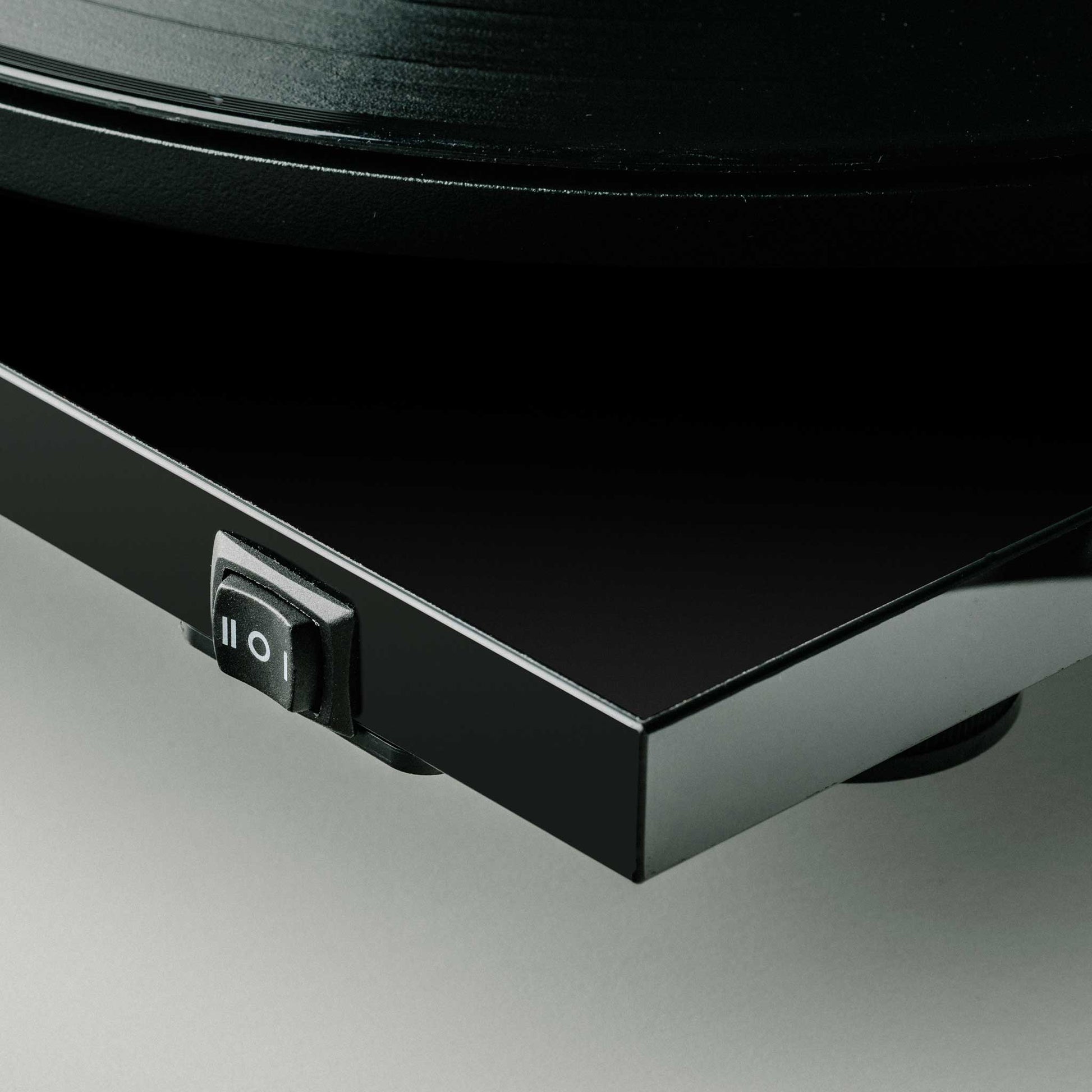 Pro-Ject E1.2 Phono Black Detail