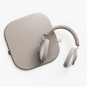Loewe Leo Headphones Moonlight Beige With Case
