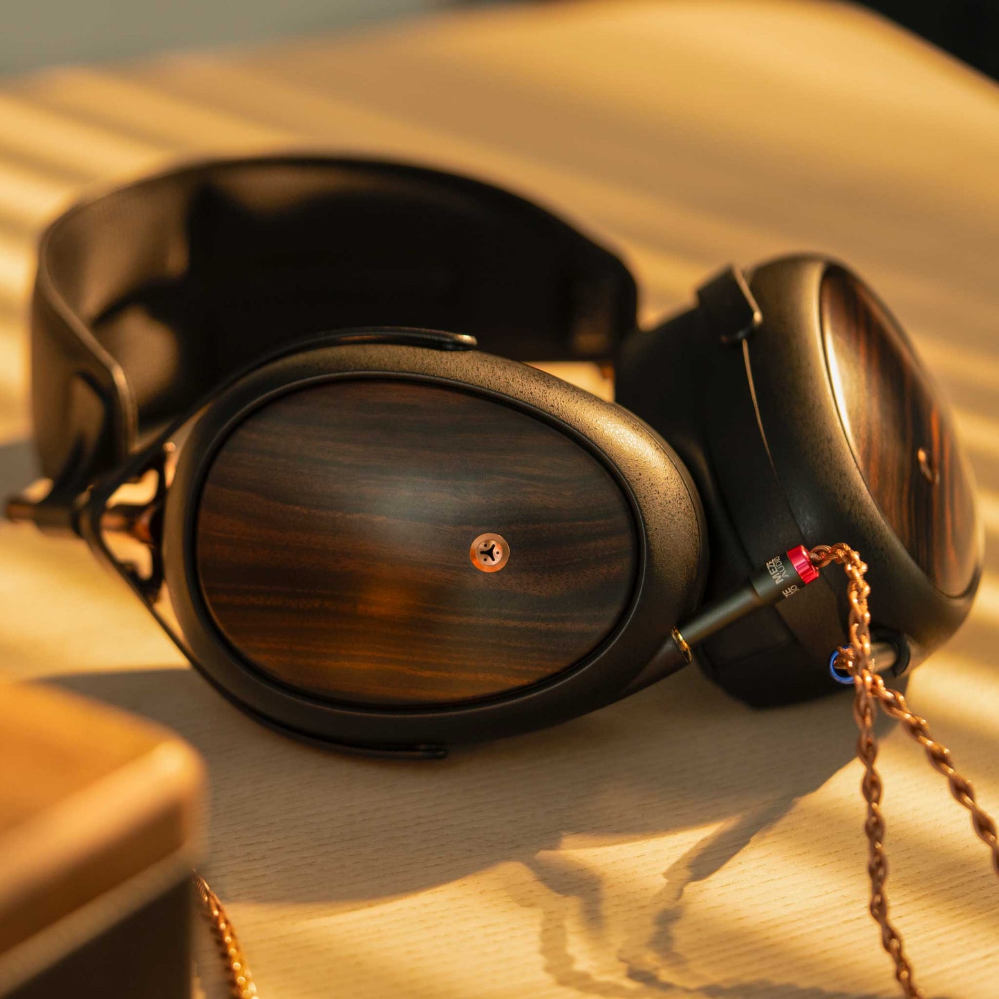 Meze Liric II Premium Materials