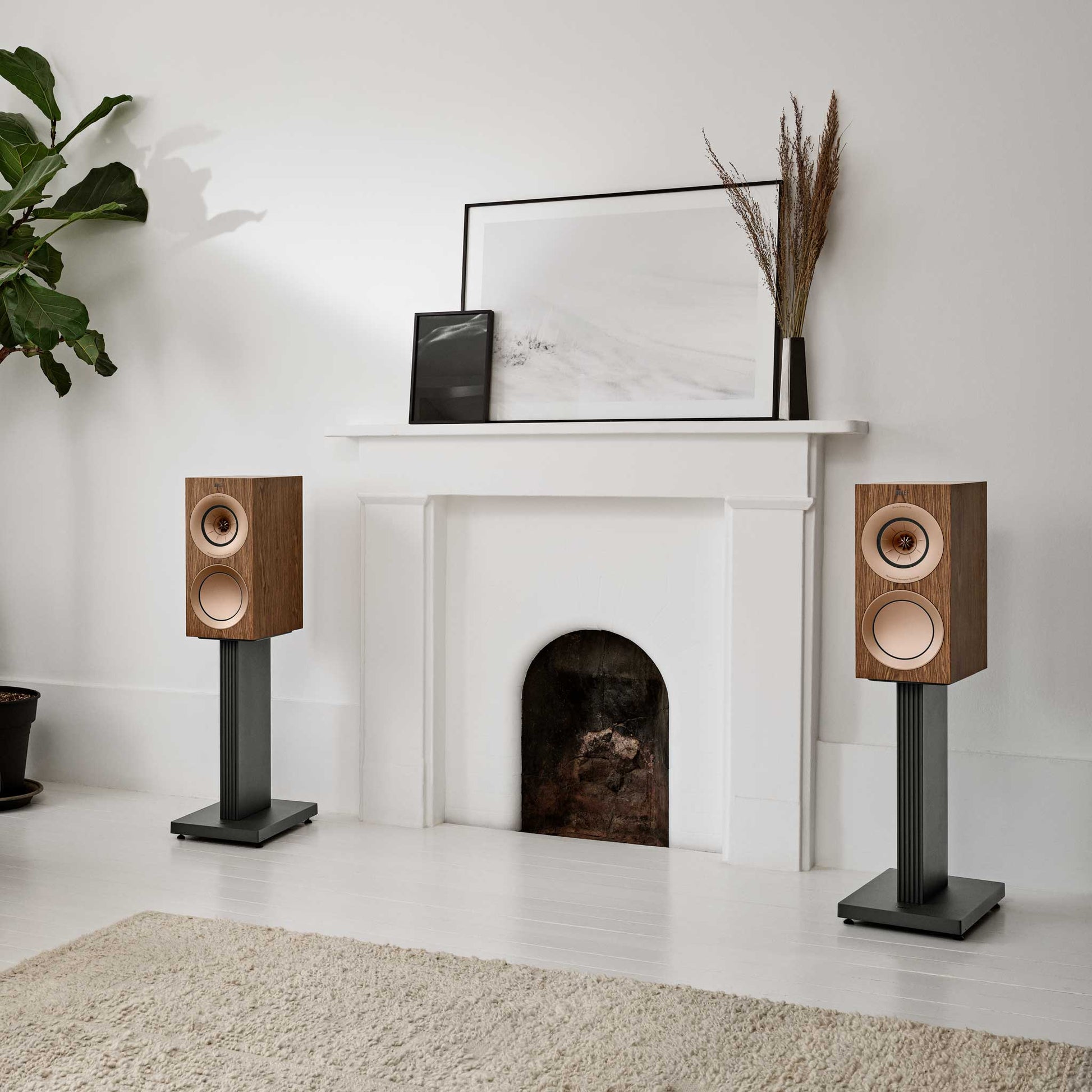 KEF R3 Meta Speakers