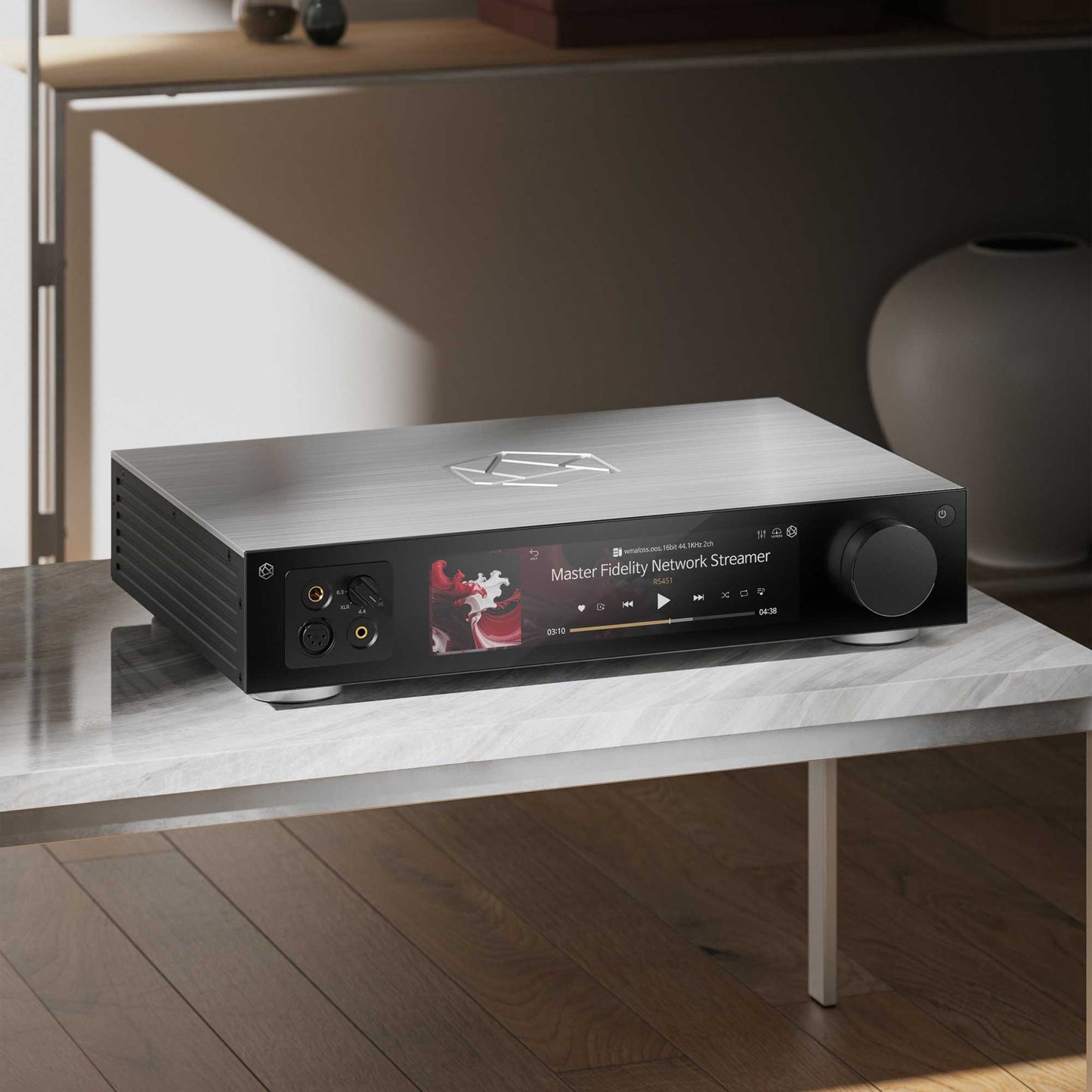 HiFi Rose RS451 Silver Room Setting