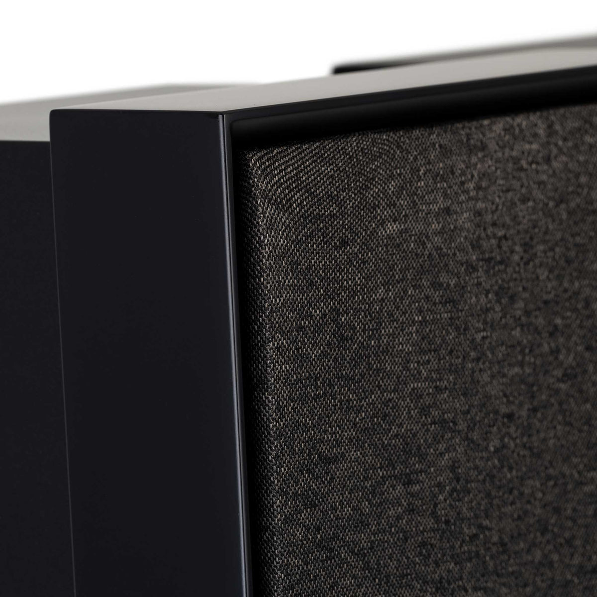 Ruark Audio Talisman-R Charcoal Front Detail